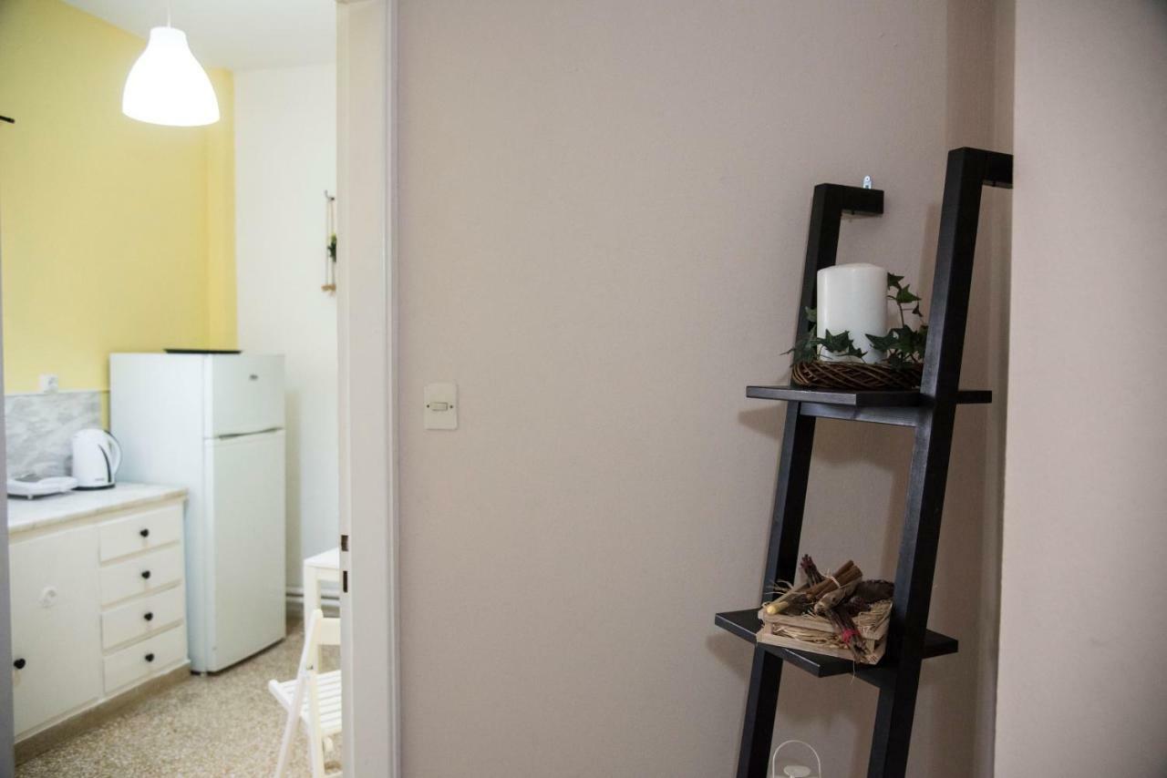 Cobalt Apartment Near Athens Airport Артеміда Екстер'єр фото